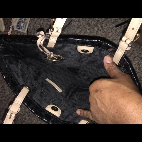 Michael Kors purse - Picture 2 of 2